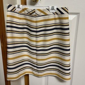 Worn once Brooks Brothers size 4 women’s skirt